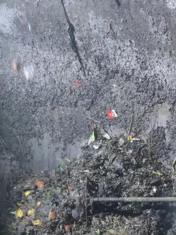 双台子污水池清理